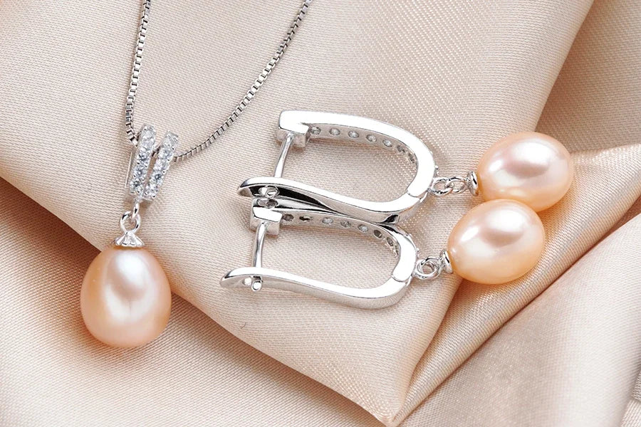 Horseshoe Freshwater Pearl Earrings & Necklace Jewelry Set - Pink